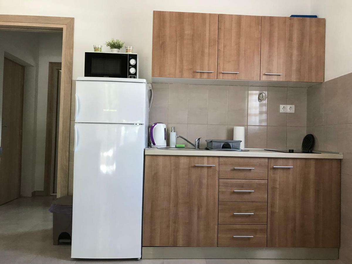 Apartman Mirjana With Terrace And Free Parking Donji Okrug  Exteriör bild